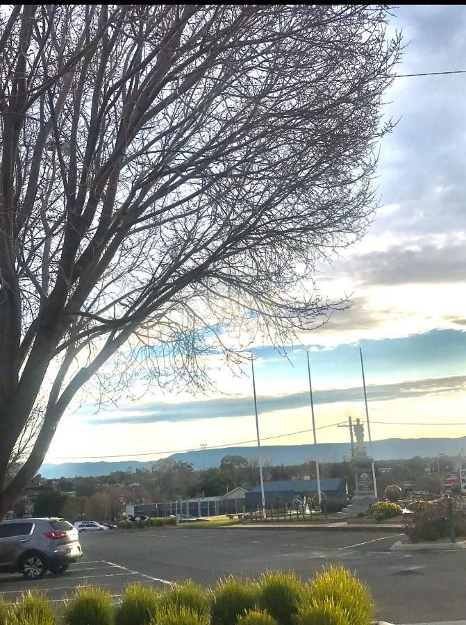 #Grampians Views Getaway #Cbd #Netflix Apartment Стоол Екстериор снимка