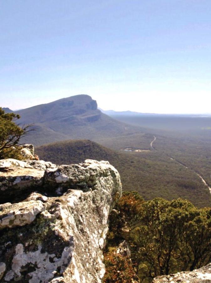 #Grampians Views Getaway #Cbd #Netflix Apartment Стоол Екстериор снимка